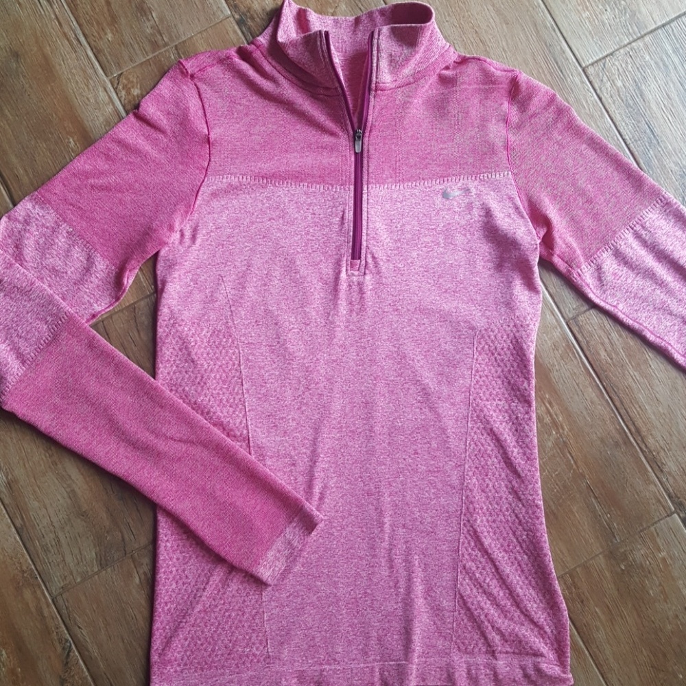Nike Women's Long Sleeve Half-Zip Top in Heathered Pink